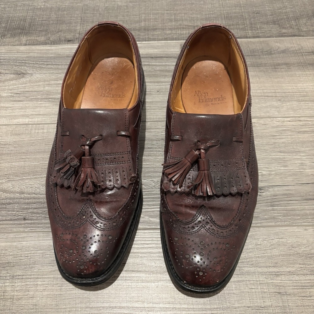 Allen Edmonds Grayson Tassel Loafers Burgundy Leather 9.5 US D - Picture 2 of 7